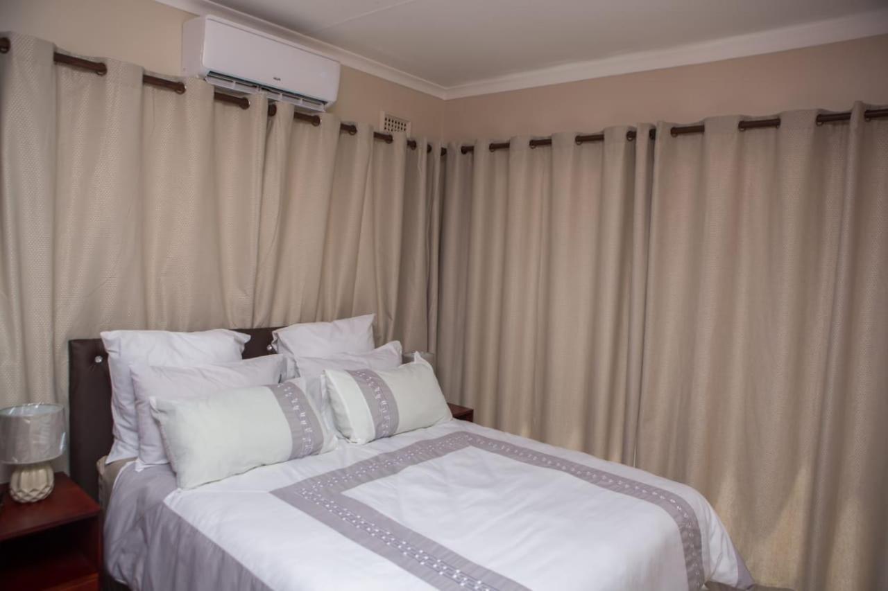Dyna Guest House Дурбан Экстерьер фото